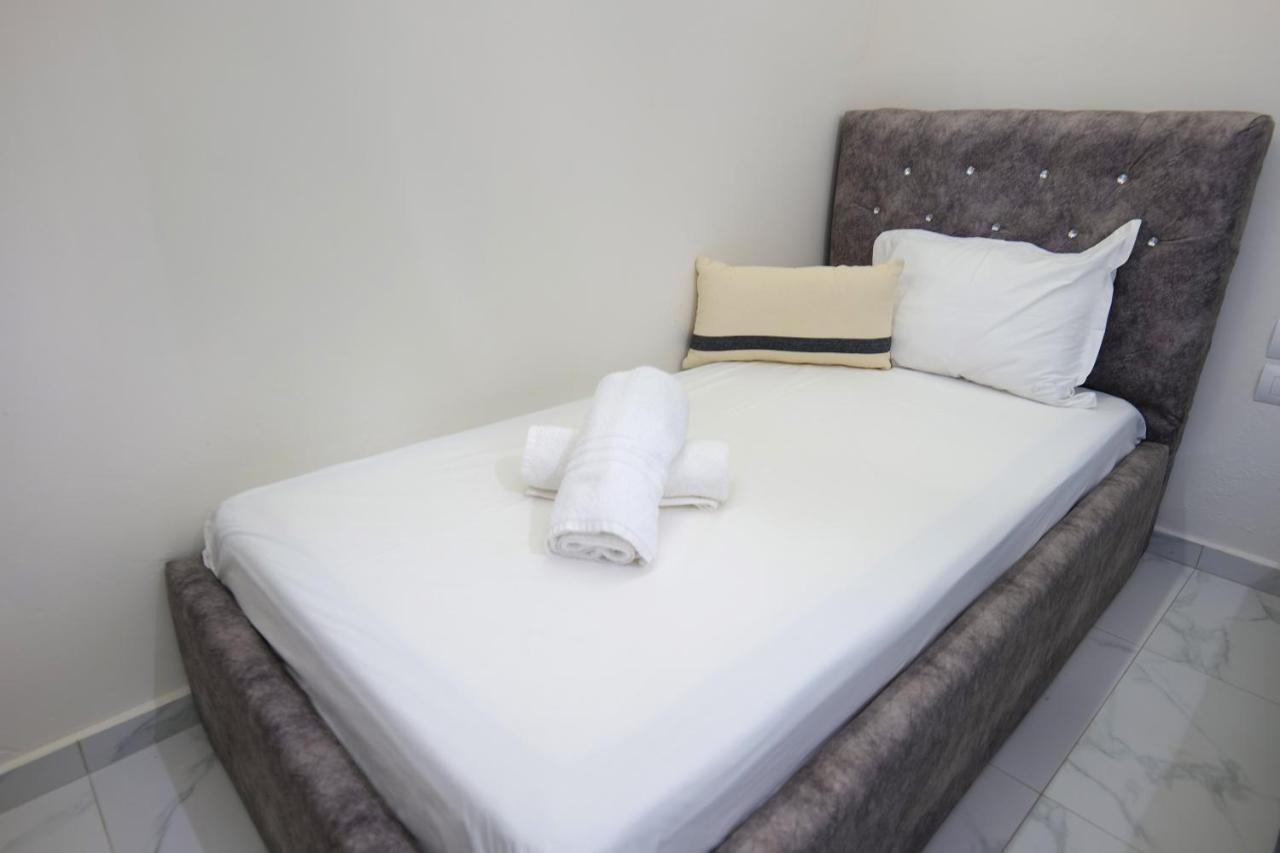 Vila Kleopatra Sarandë Buitenkant foto