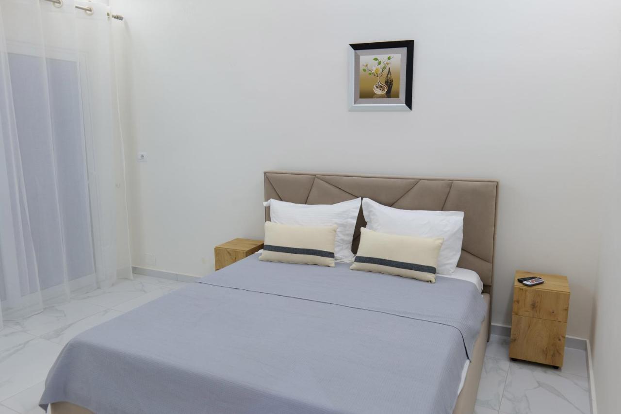 Vila Kleopatra Sarandë Buitenkant foto