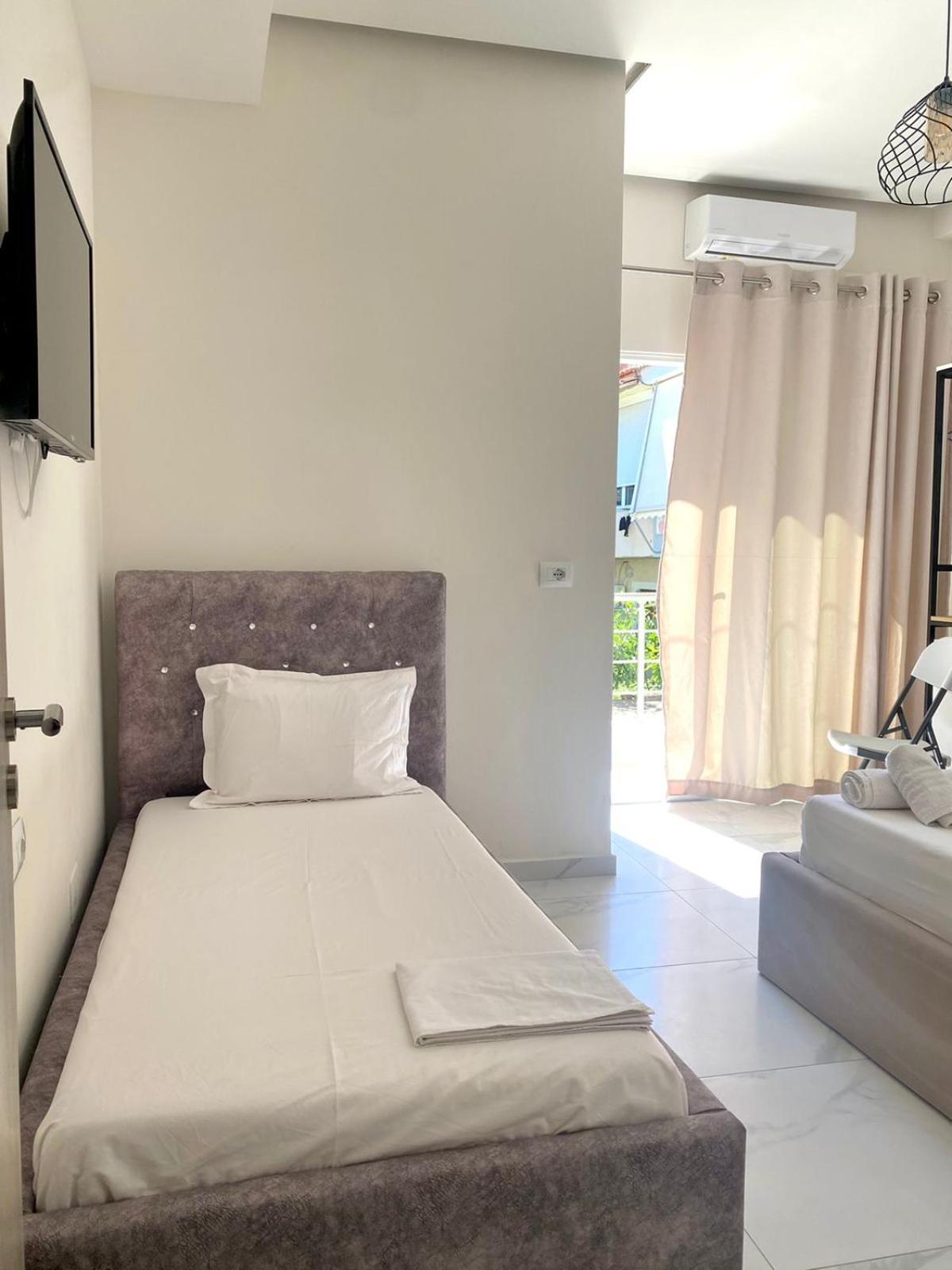 Vila Kleopatra Sarandë Buitenkant foto