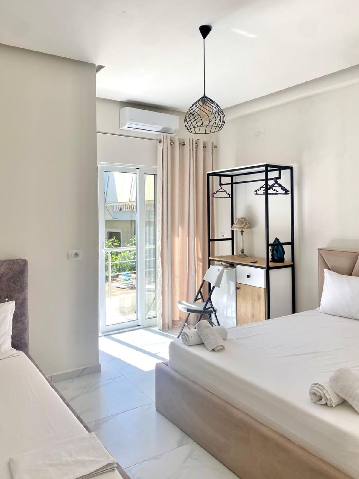 Vila Kleopatra Sarandë Buitenkant foto
